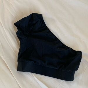 VS small off the shoulder top